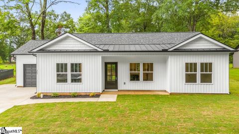 A home in Landrum