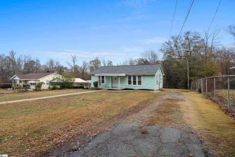 A home in Fountain Inn