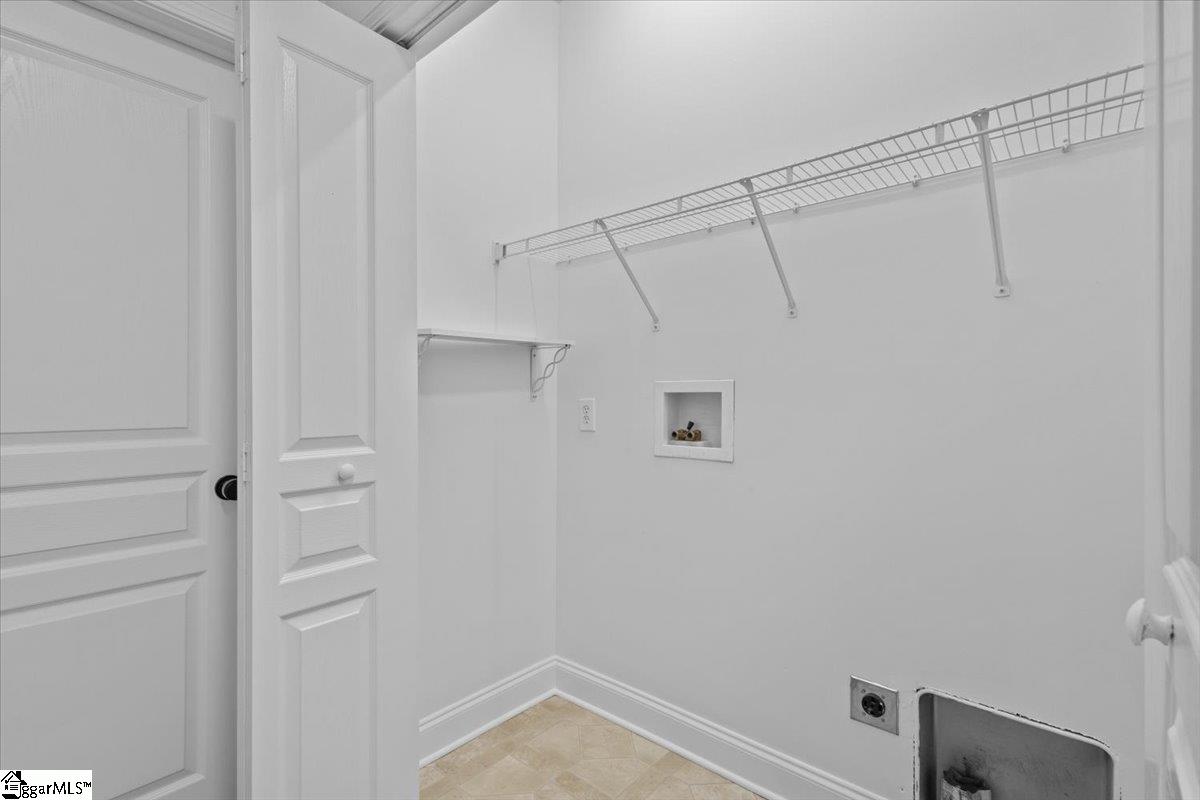 Seneca, South Carolina 29678, United States, 3 Bedrooms Bedrooms, ,3 BathroomsBathrooms,Residential,Active,47070