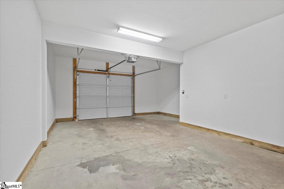 Seneca, South Carolina 29678, United States, 3 Bedrooms Bedrooms, ,3 BathroomsBathrooms,Residential,Active,47070