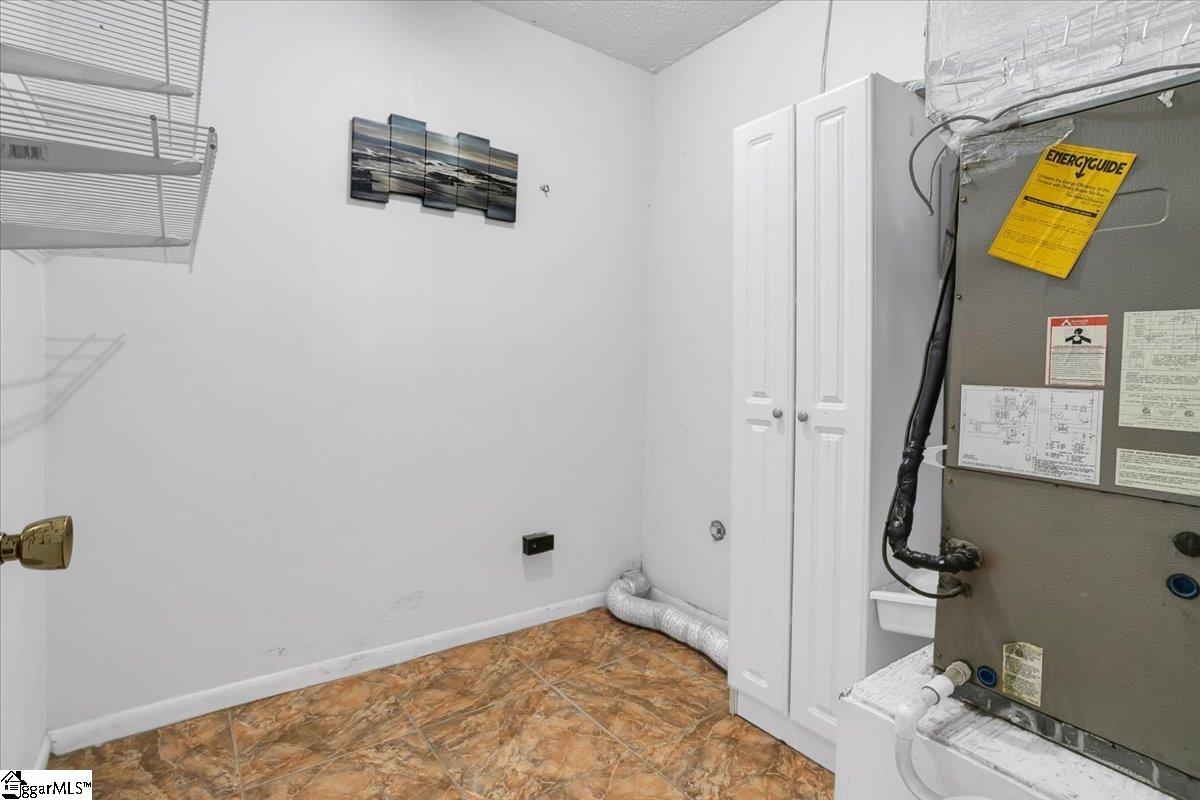 Piedmont, South Carolina 29673, United States, 3 Bedrooms Bedrooms, ,2 BathroomsBathrooms,Residential,Contingent,48668