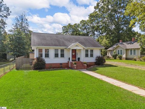 A home in Woodruff