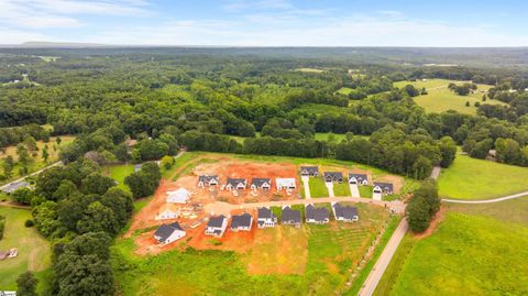 A home in Chesnee