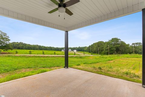 A home in Chesnee