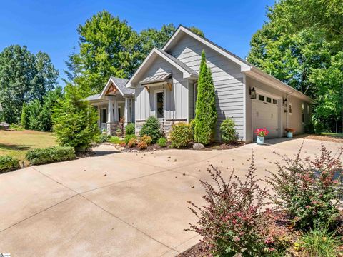 A home in Landrum