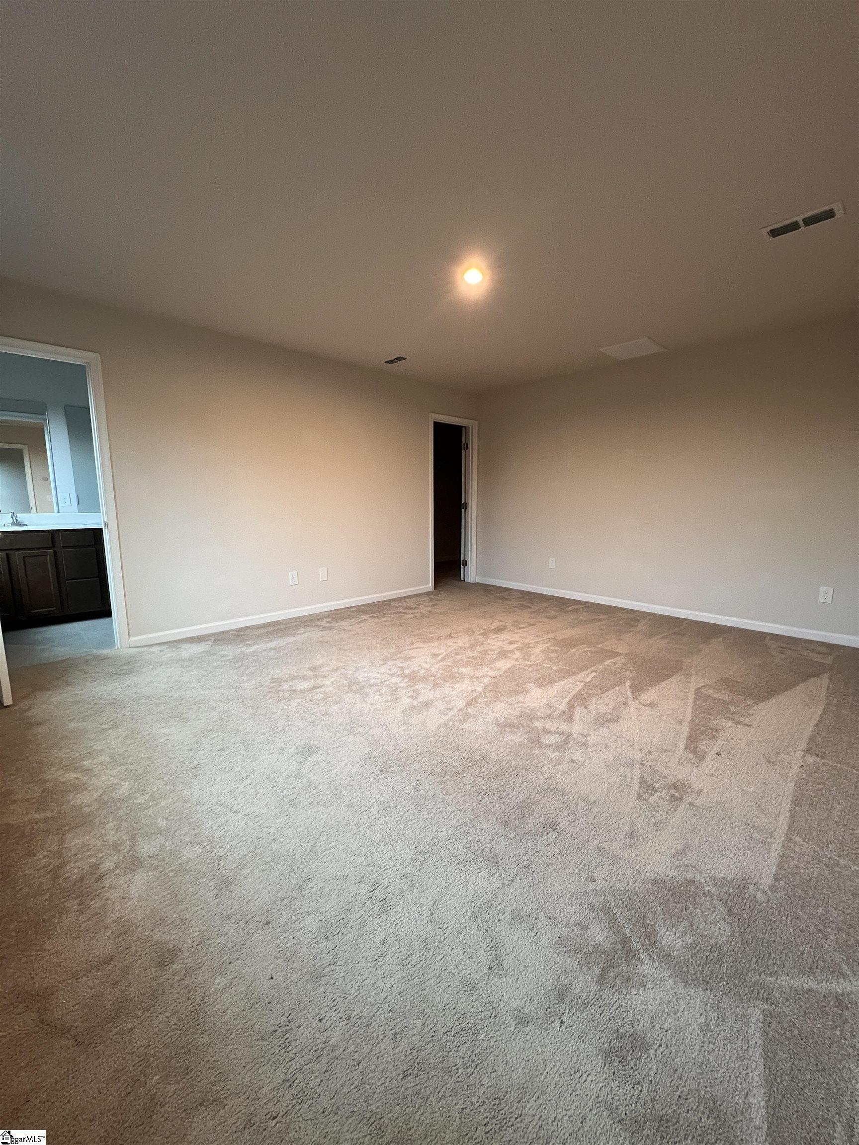 Piedmont, South Carolina 29673, United States, 4 Bedrooms Bedrooms, ,3 BathroomsBathrooms,Residential,Contingent,11270