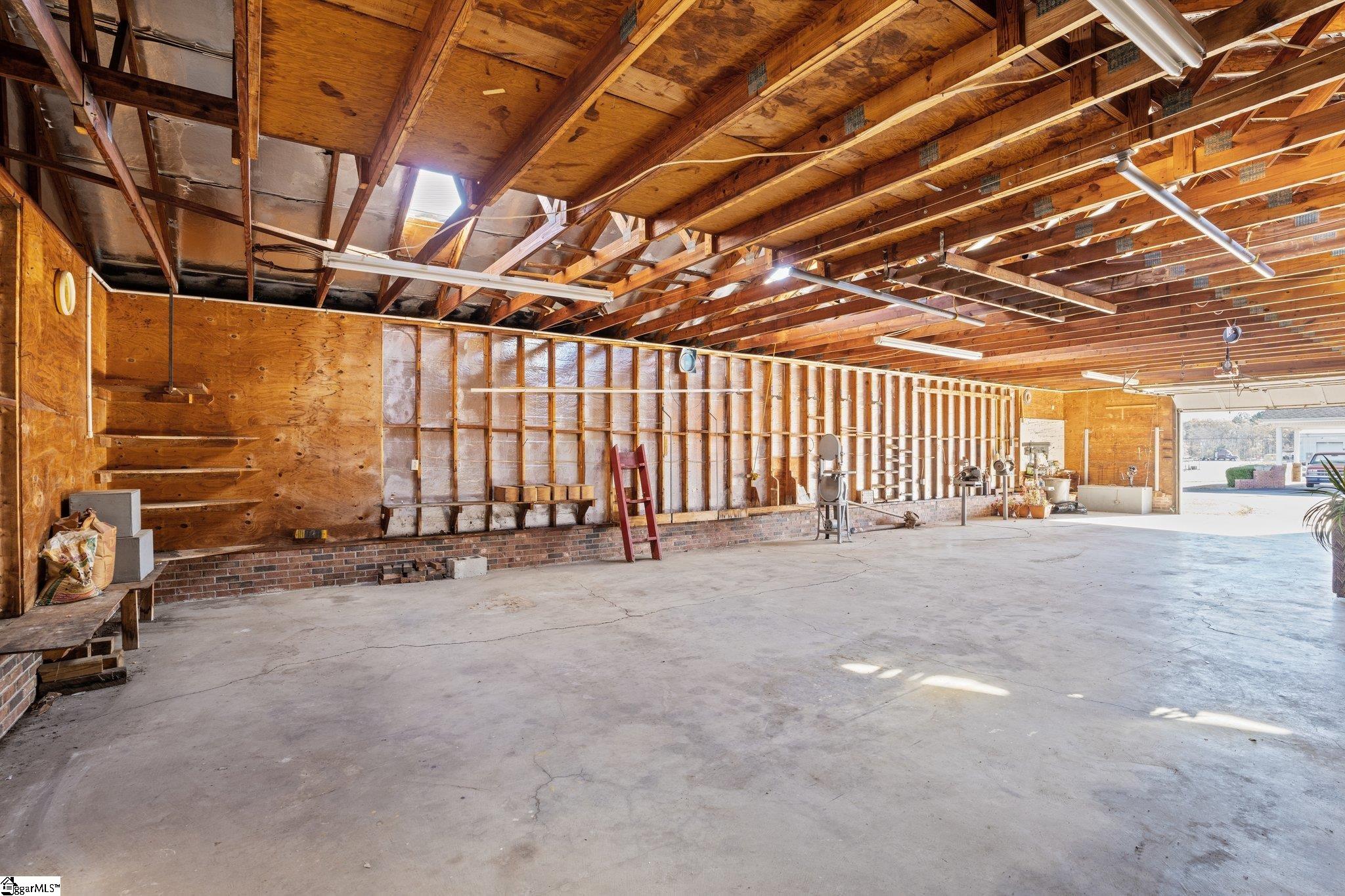 Lyman, South Carolina 29365, United States, 3 Bedrooms Bedrooms, ,3 BathroomsBathrooms,Residential,Contingent,26327