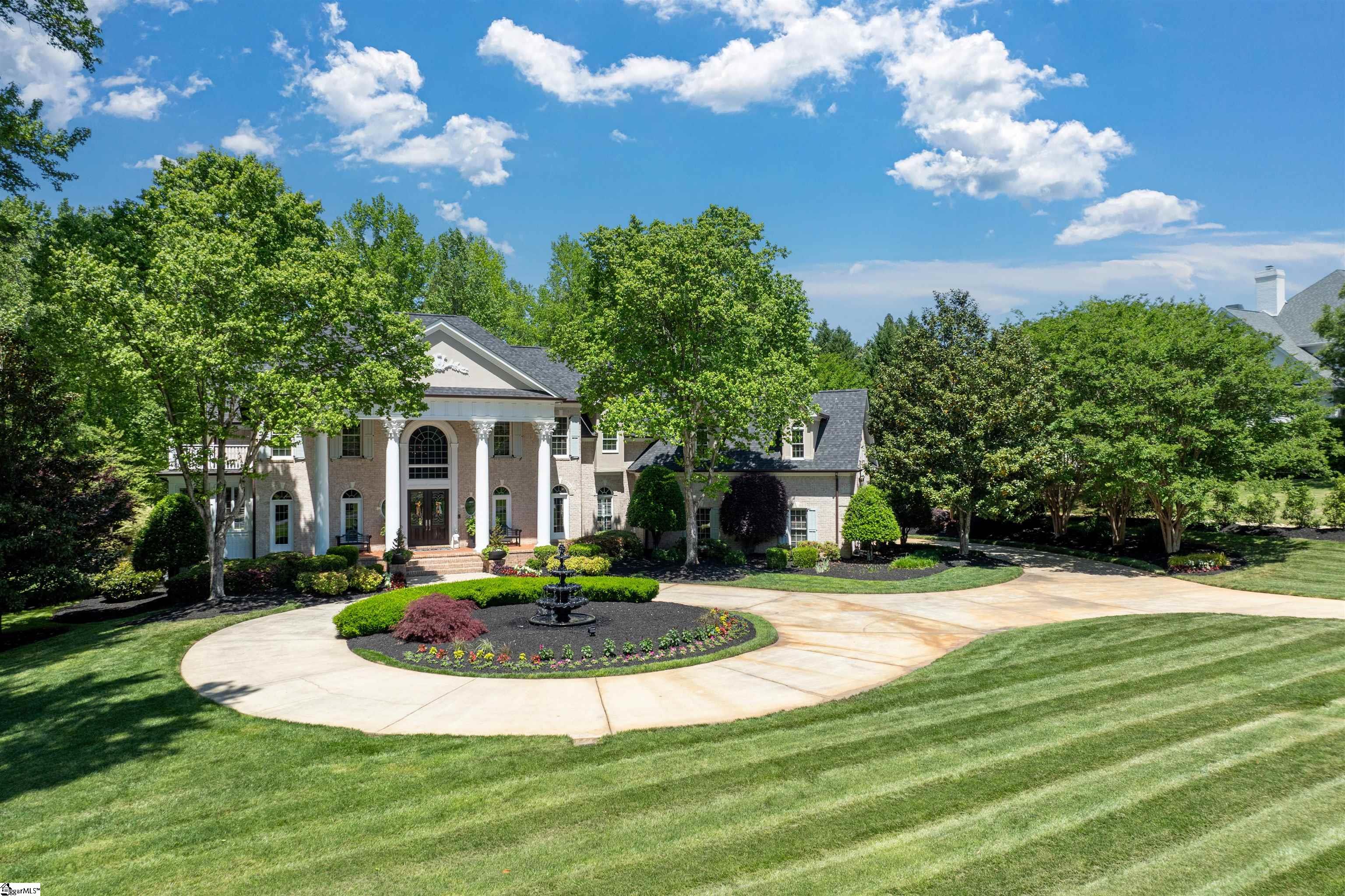 6 White Crescent Lane