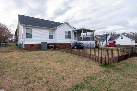 A home in Woodruff