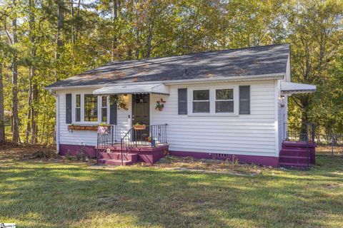 A home in Travelers Rest