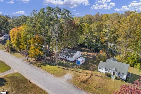 A home in Travelers Rest