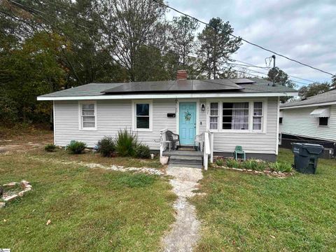 A home in Laurens