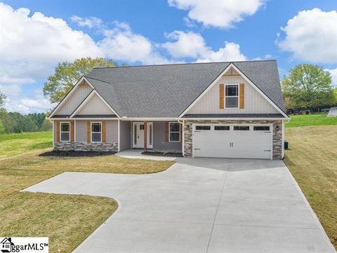 A home in Landrum