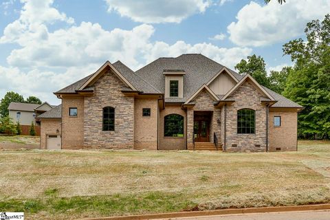 A home in Moore