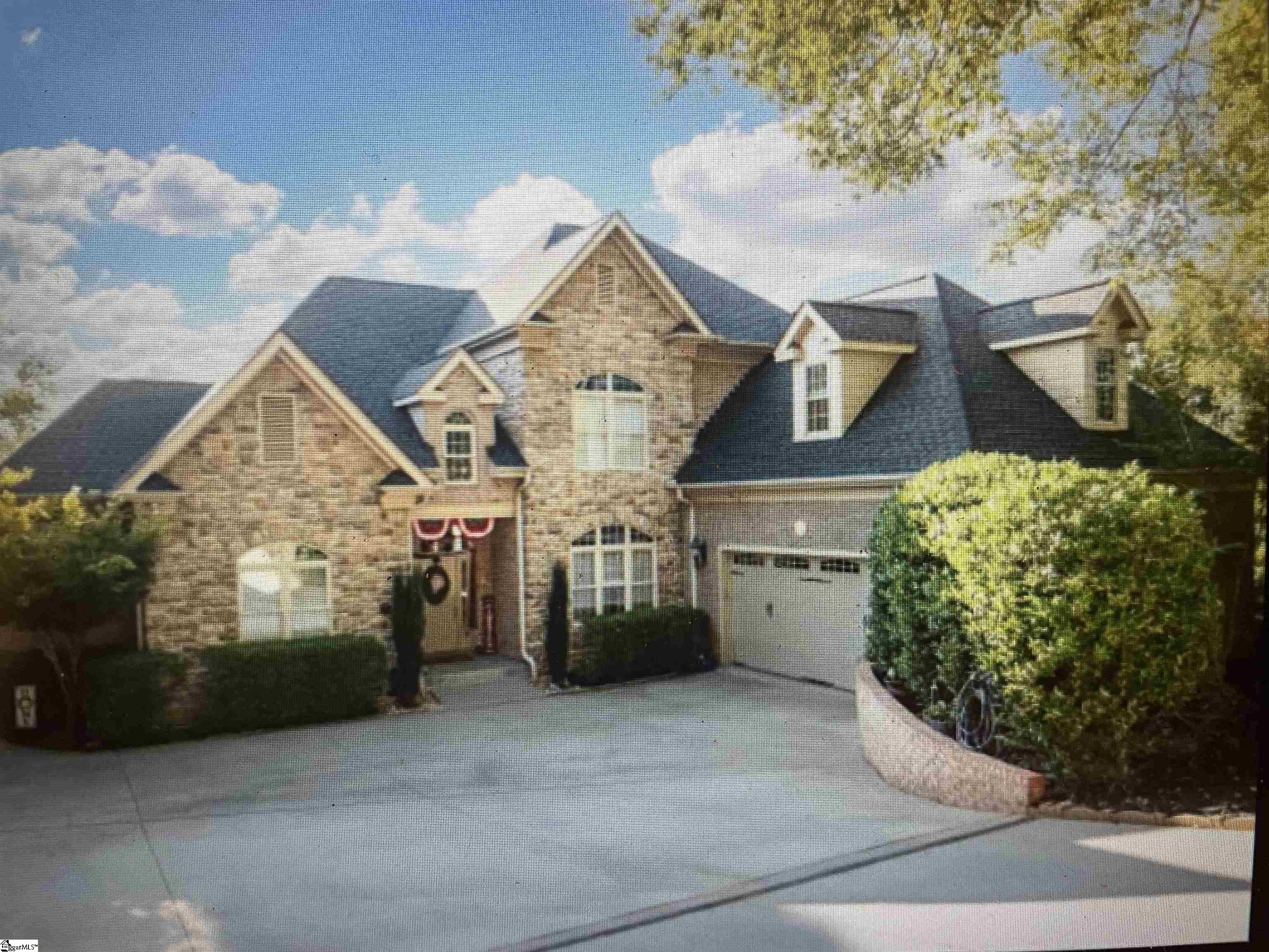 121 Turnberry Road