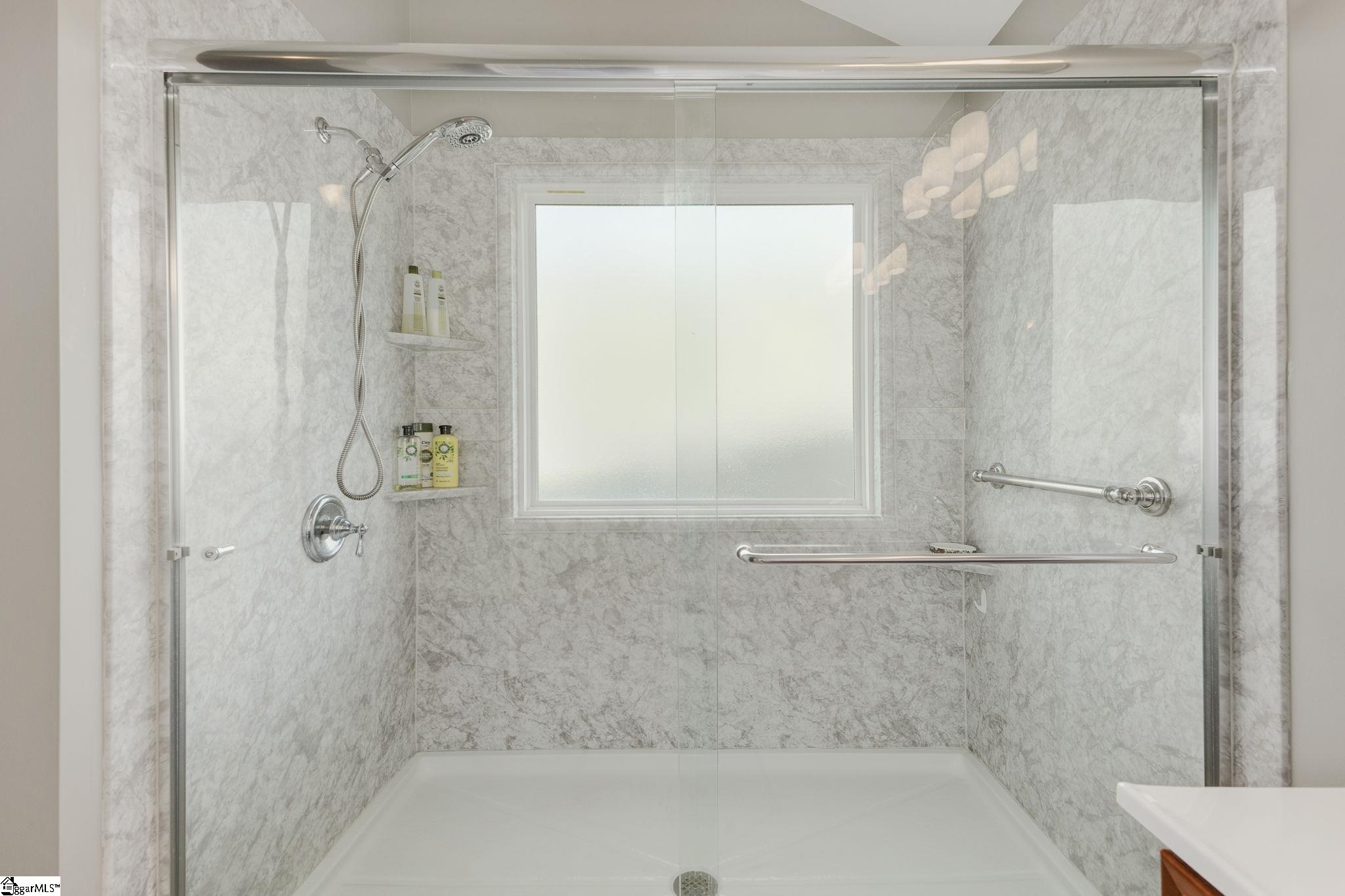 Simpsonville, South Carolina 29681, United States, 3 Bedrooms Bedrooms, ,3 BathroomsBathrooms,Residential,Contingent,30973