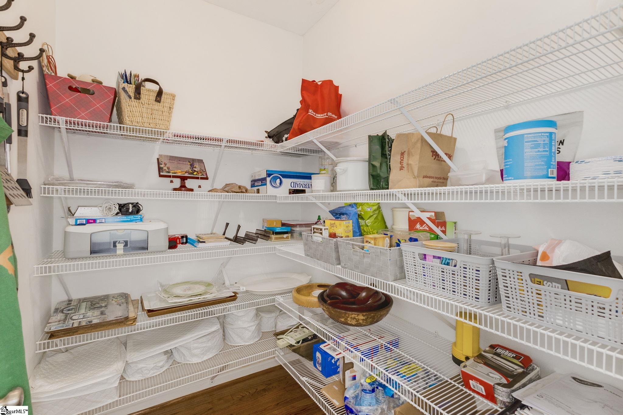 Simpsonville, South Carolina 29681, United States, 3 Bedrooms Bedrooms, ,3 BathroomsBathrooms,Residential,Contingent,30973