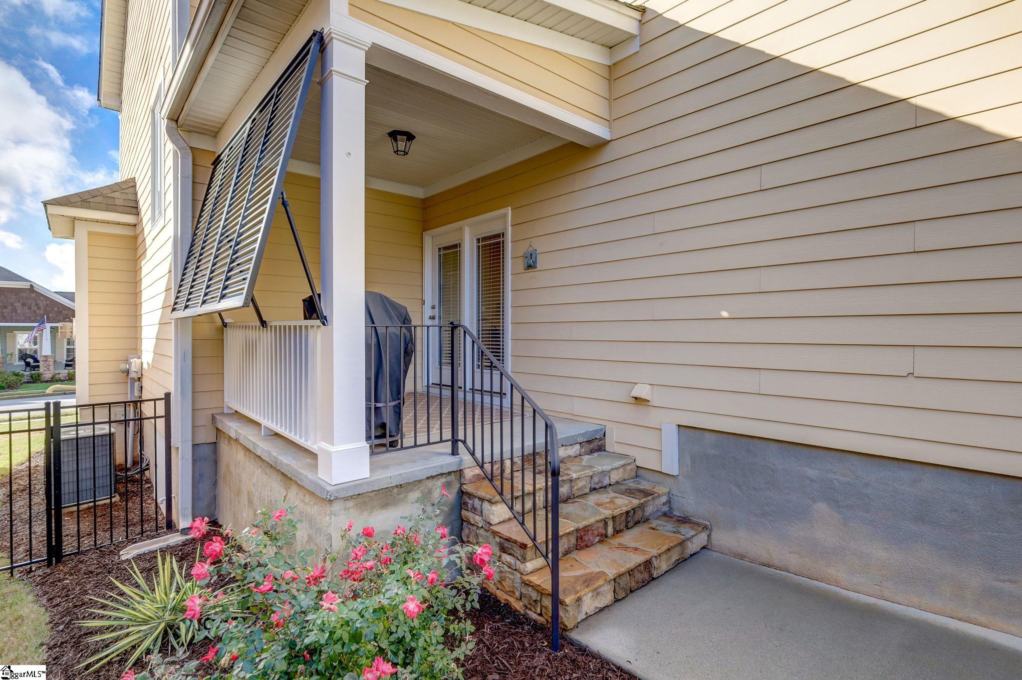 Simpsonville, South Carolina 29681, United States, 3 Bedrooms Bedrooms, ,3 BathroomsBathrooms,Residential,Contingent,30973