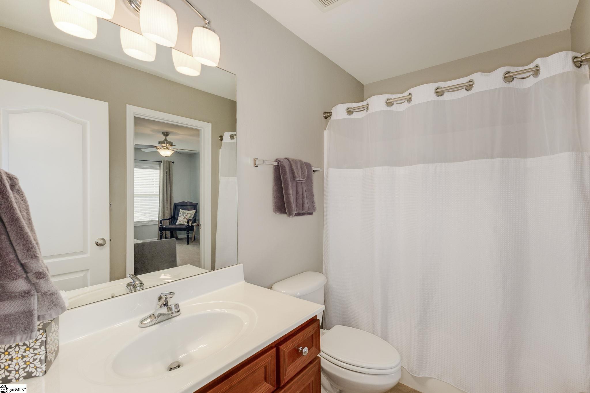 Simpsonville, South Carolina 29681, United States, 3 Bedrooms Bedrooms, ,3 BathroomsBathrooms,Residential,Contingent,30973