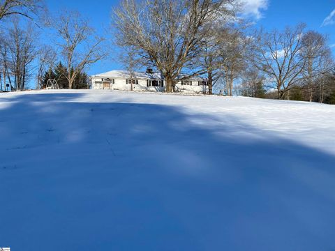 A home in Travelers Rest