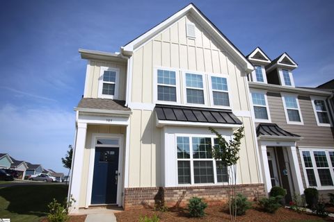 Townhouse in Greer SC 305 Novelty Drive.jpg