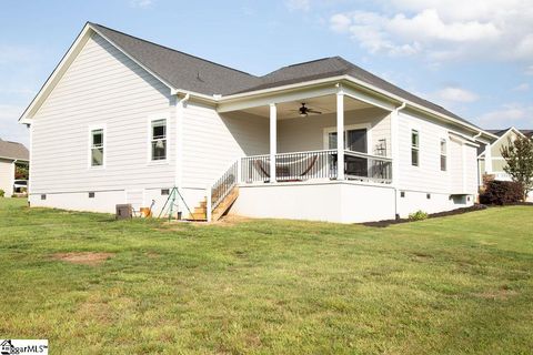 A home in Taylors