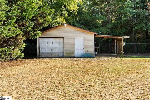 A home in Hodges