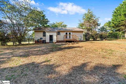 A home in Hodges