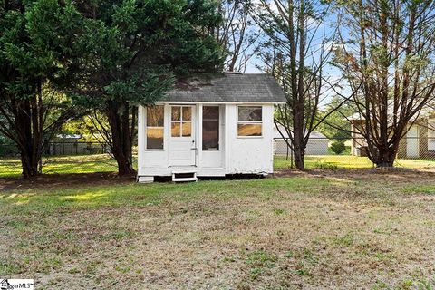 A home in Hodges