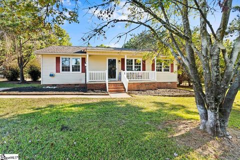 A home in Hodges