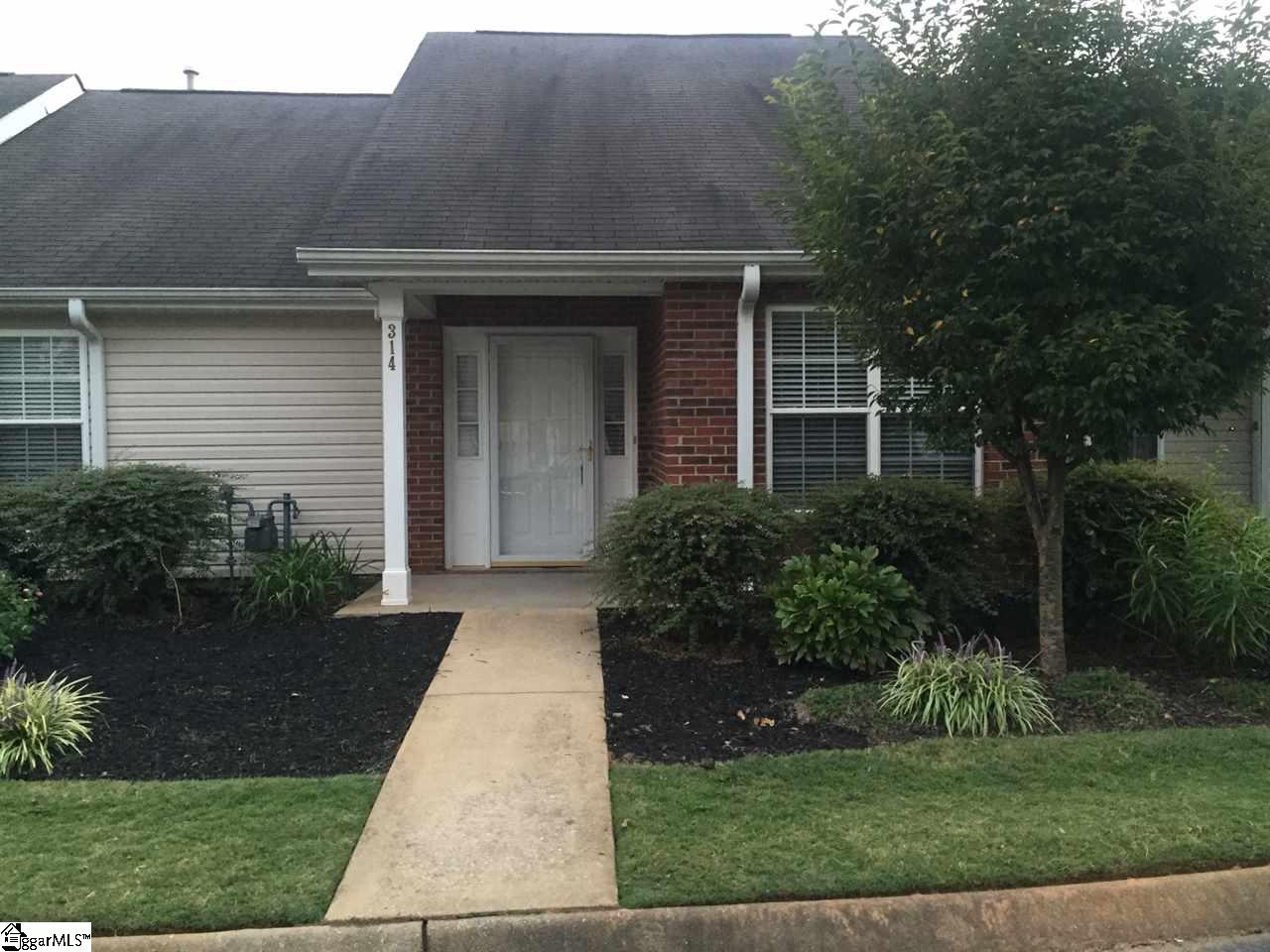 Photo 1 of 16 — 314 Woodruff Park Lane, Simpsonville, SC 29681