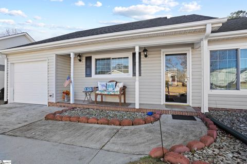 A home in Easley