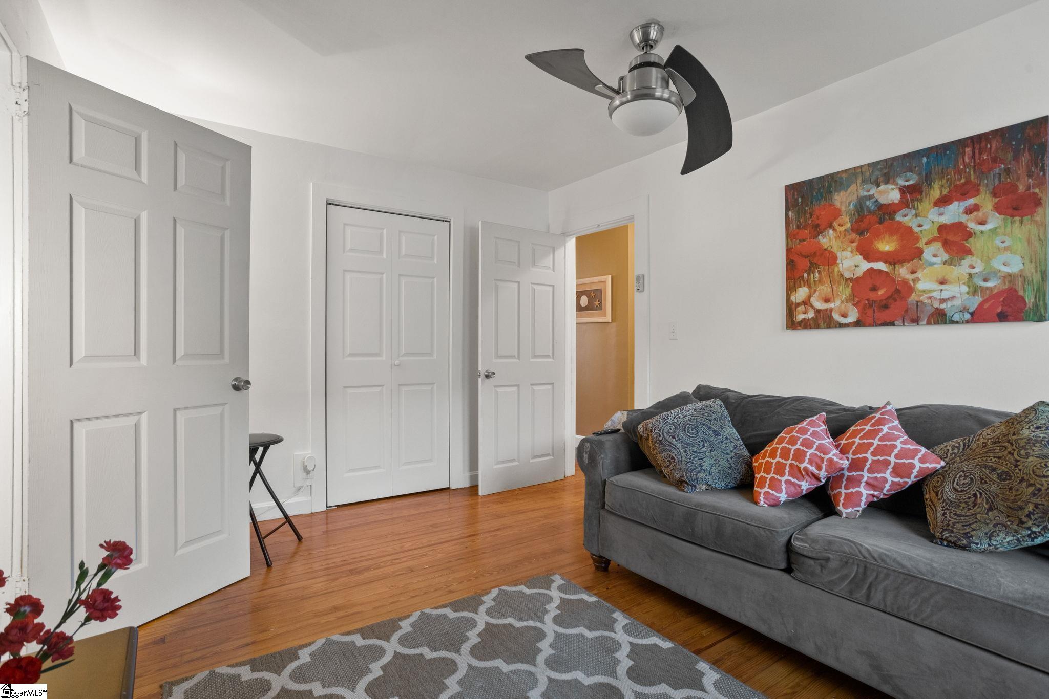 Greenville, South Carolina 29611, United States, 2 Bedrooms Bedrooms, ,1 BathroomBathrooms,Residential,Active,78384