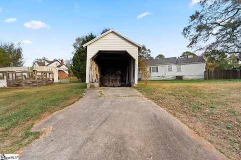 A home in Ware Shoals