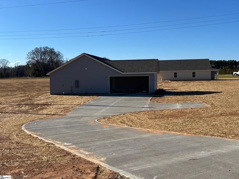 A home in Laurens