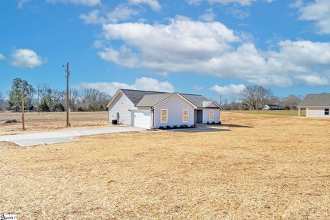 A home in Laurens