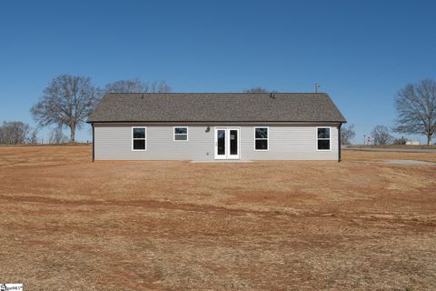 A home in Laurens