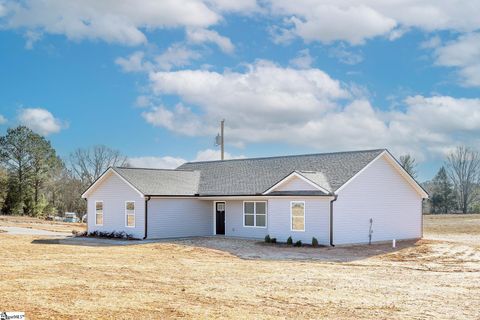 A home in Laurens