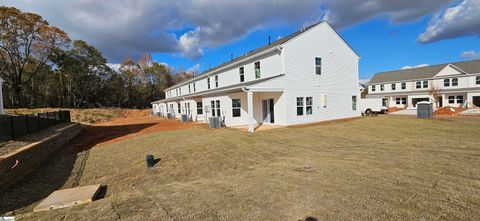 A home in Duncan