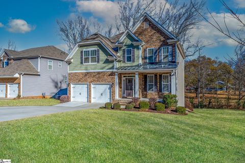 A home in Easley