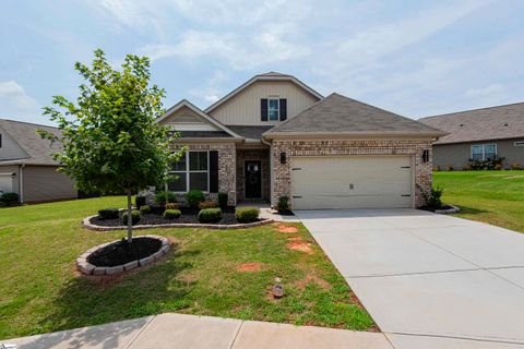 A home in Duncan