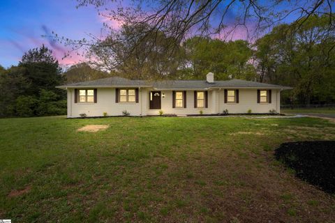 A home in Fountain Inn