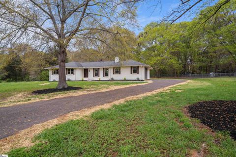 A home in Fountain Inn