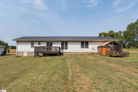 A home in Woodruff