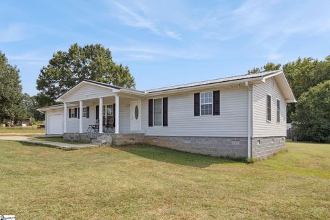 A home in Woodruff