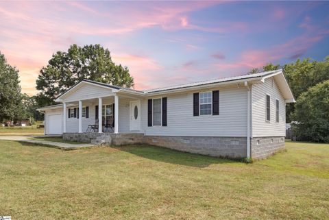 A home in Woodruff