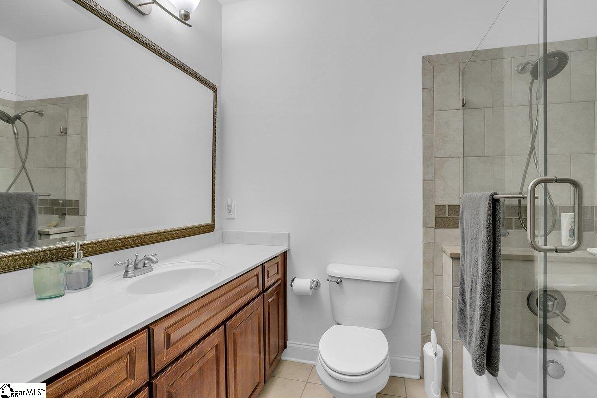 Greenville, South Carolina 29601, United States, 2 Bedrooms Bedrooms, ,3 BathroomsBathrooms,Residential,Contingent,28080