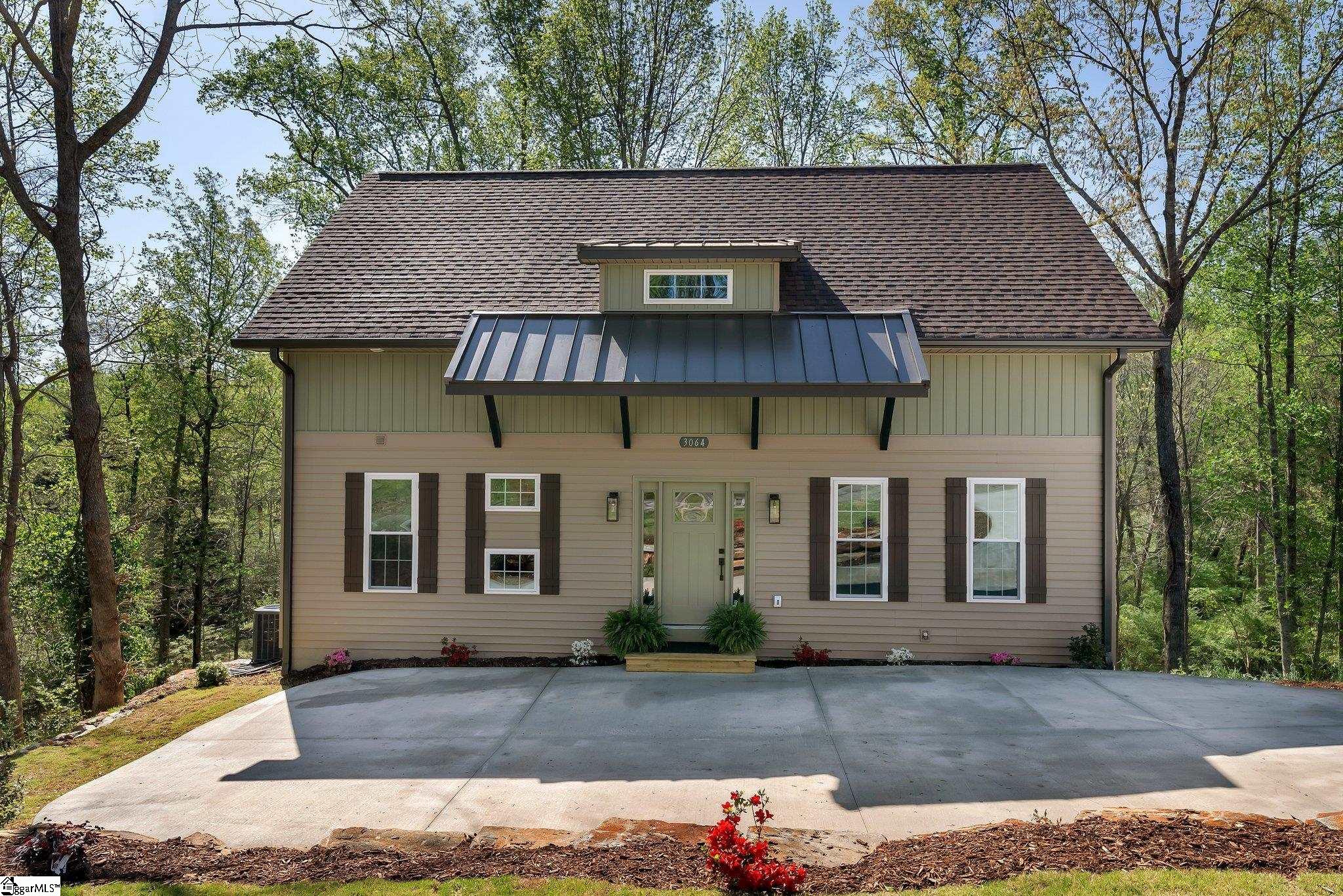 3064 Woodale Circle