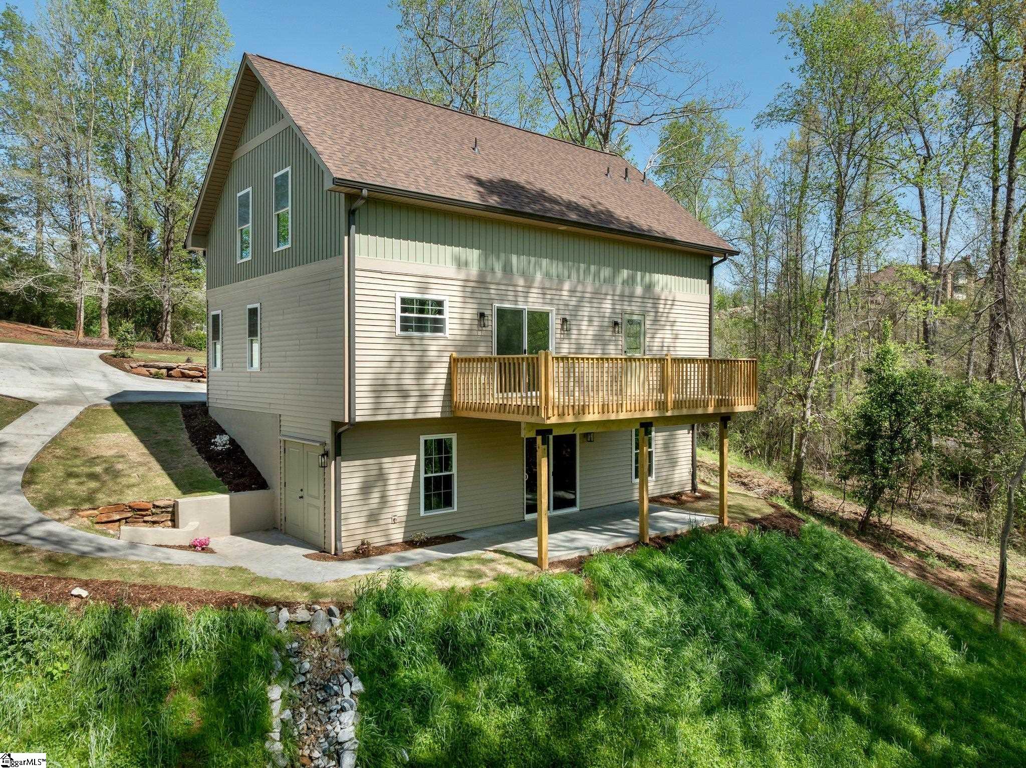 3064 Woodale Circle