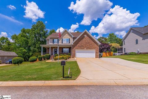 Photo of 104 Laughing Tree Court, Fountain Inn, SC 29644 (MLS # 1592653)
